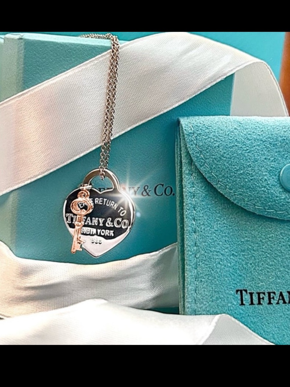 Authentic TIFFANY & Co 925 Silver and Rose-gold Heart Key Pendant Necklace - Picture 5 of 11